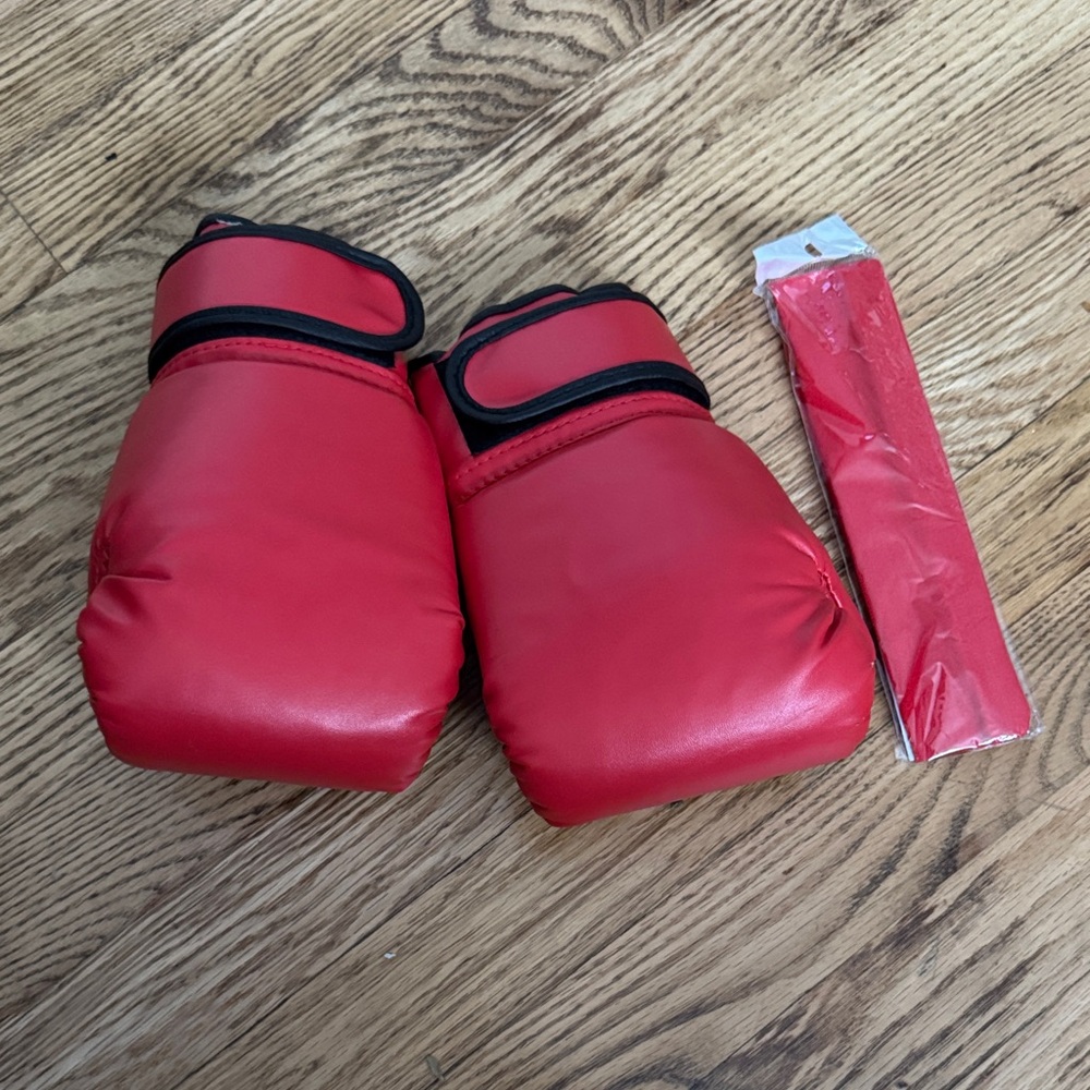 Red Boxing Gloves with headband